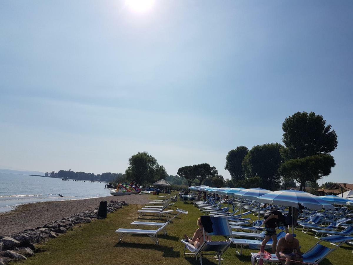 La Casa Del Lago Panzió Sirmione Kültér fotó